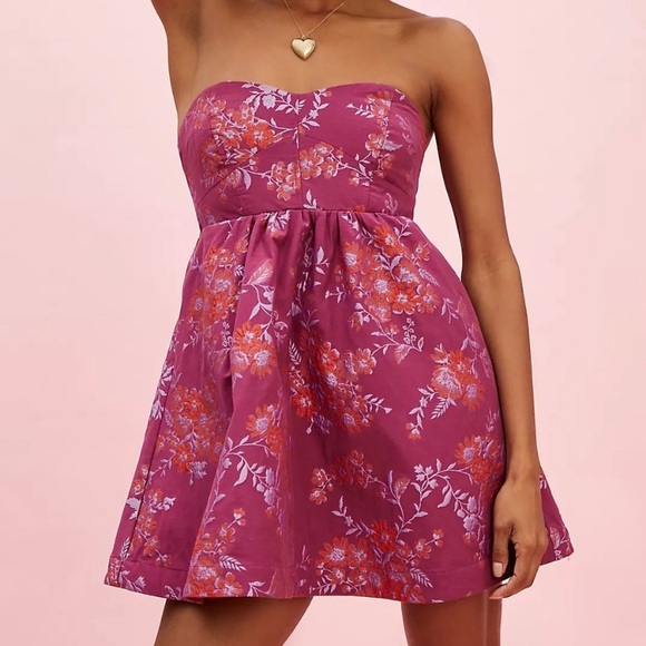 Free People Matilda strapless mini dress, size large and NWT. Tie in back is ❤️ - Picture 2 of 14